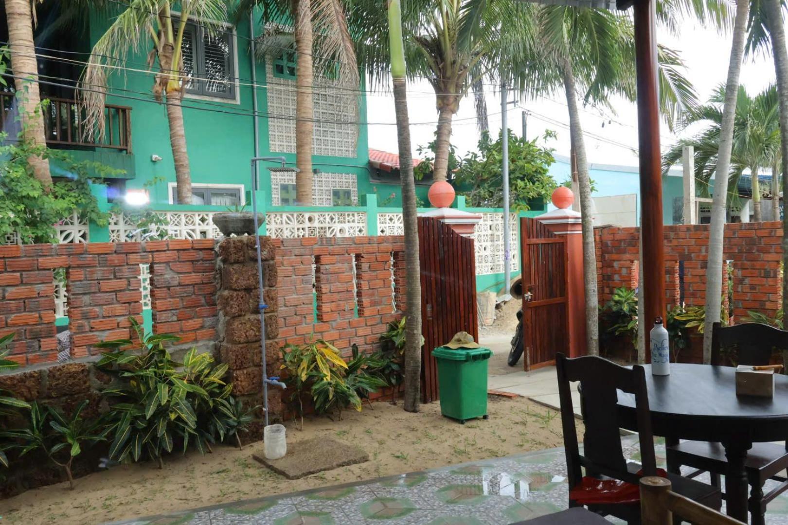 Ocean House An Bang Villa *